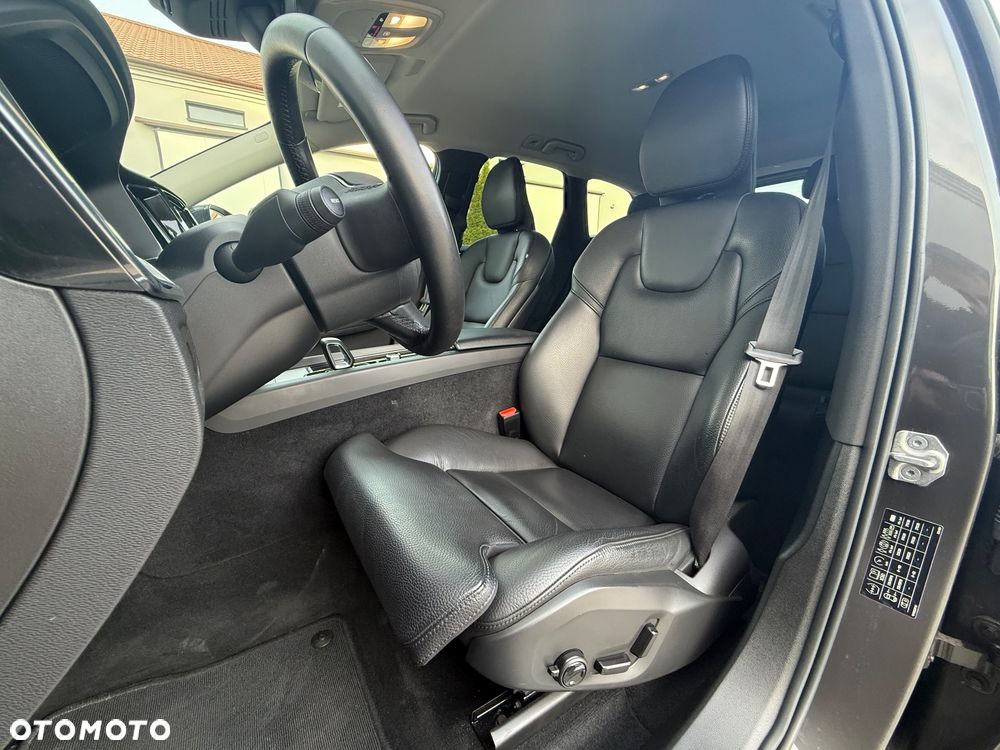 Volvo XC 60 B4 B Plus Bright - 13