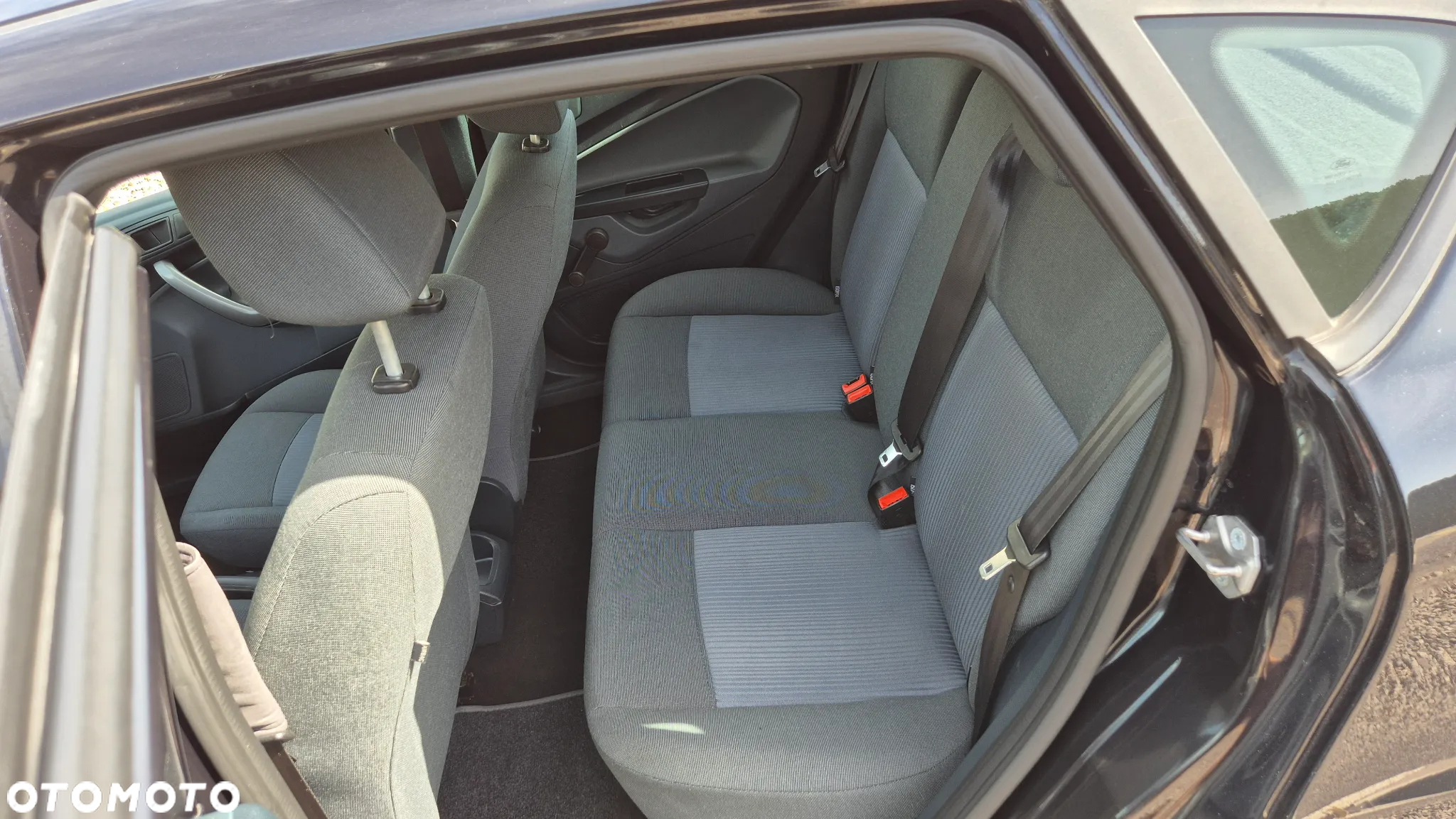 Ford Fiesta 1.25 Ambiente - 13