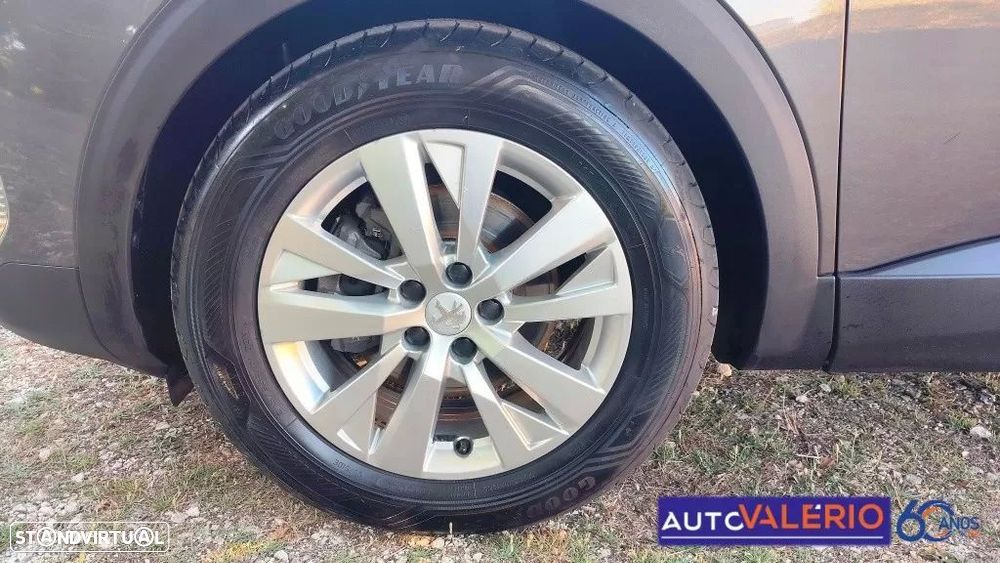 Peugeot 5008 1.5 BlueHDi Active Pack - 38