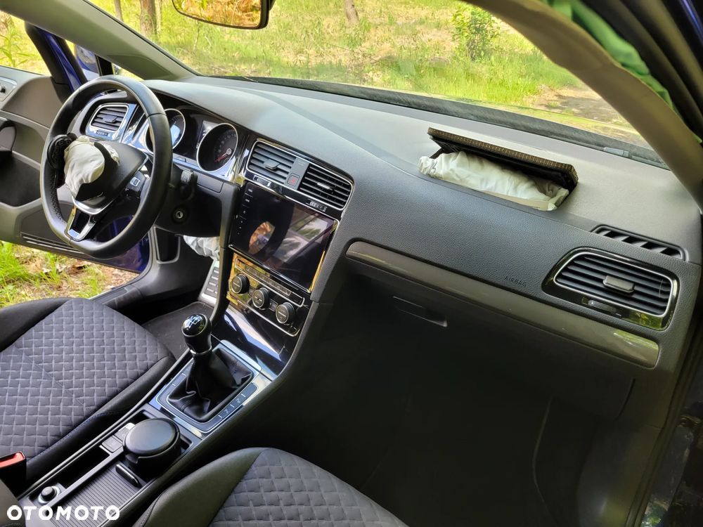 Volkswagen Golf 1.6 TDI Sound - 9