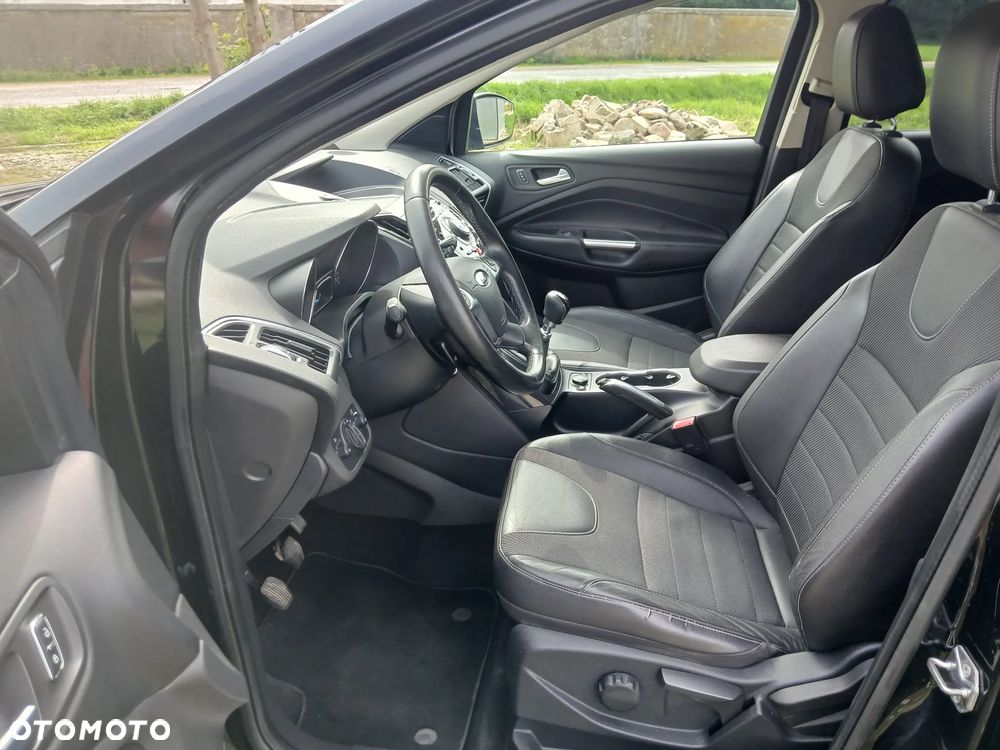 Ford Kuga - 16