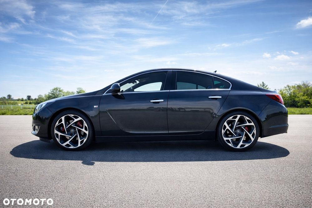 Opel Insignia 2.0 T Cosmo 4x4 EU6 - 1