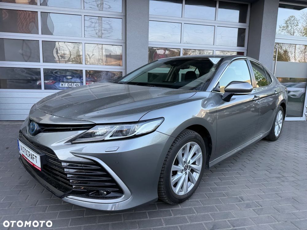 Toyota Camry 2.5 Hybrid Comfort CVT - 23