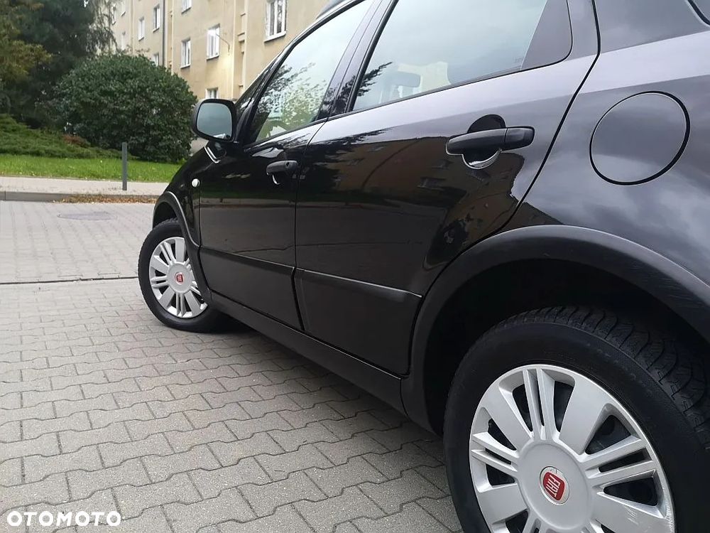 Fiat Sedici - 16
