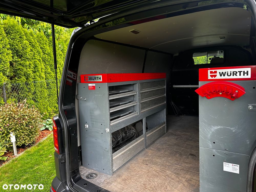 Volkswagen Transporter - 26