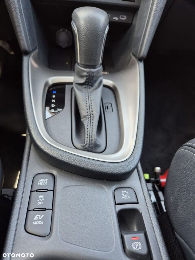 Toyota Yaris Cross Hybrid 1.5 Executive - 25