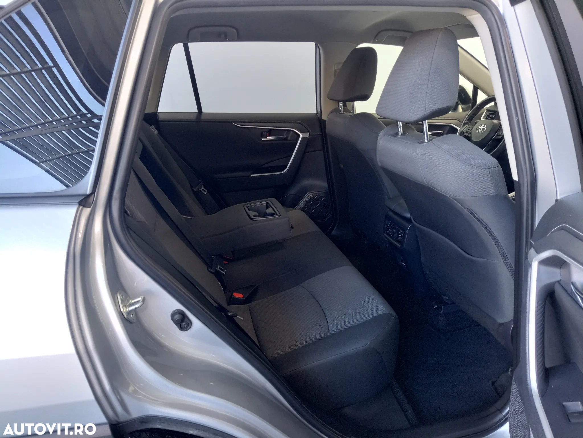 Toyota RAV4 2.0P CVT AWD Dynamic - 24