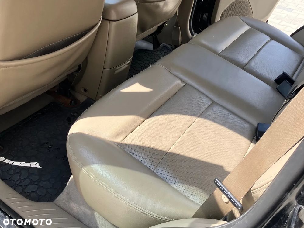 Ford Maverick 2.3 - 9