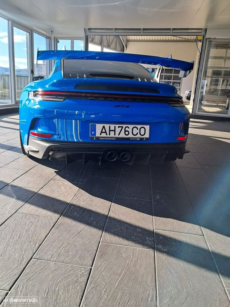 Porsche 911 Série F - 6