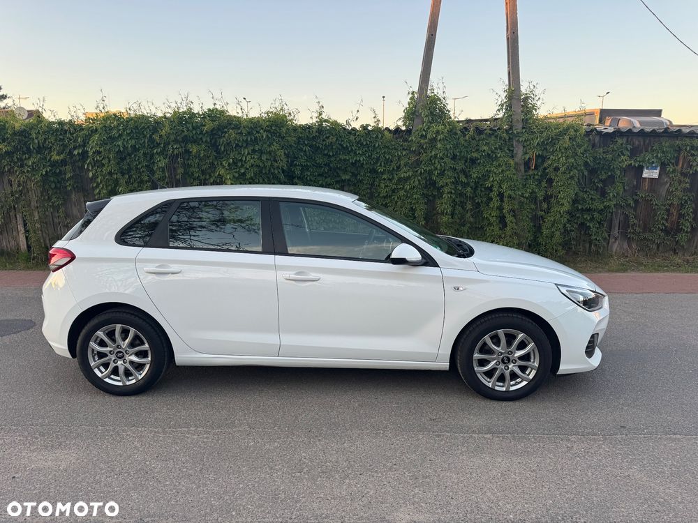 Hyundai i30 1.4 Fifa World Cup Edition - 9