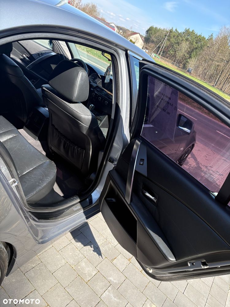 BMW Seria 5 - 12