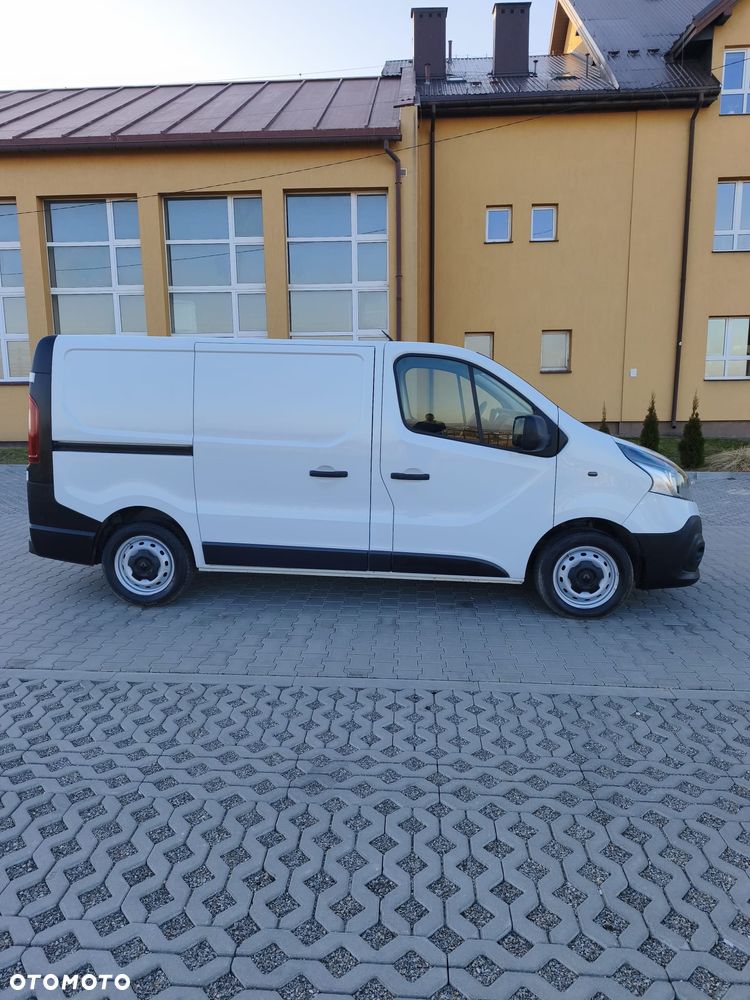 Renault Trafic - 12