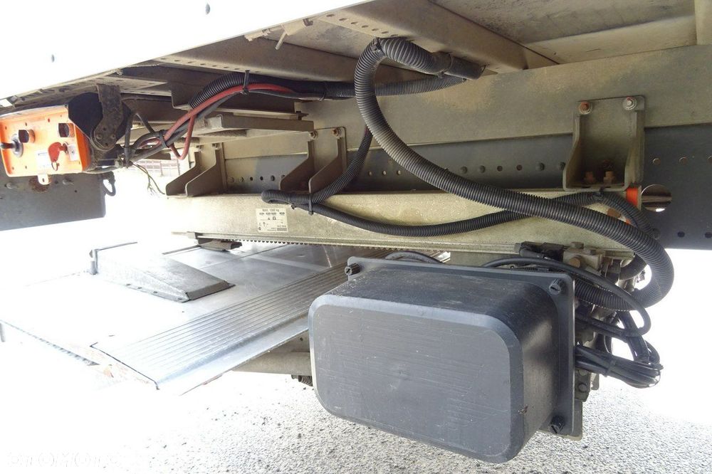 Mercedes-Benz Atego 1521 Euro 6 kontener 20p. ład.720kg \sprowadzony - 36