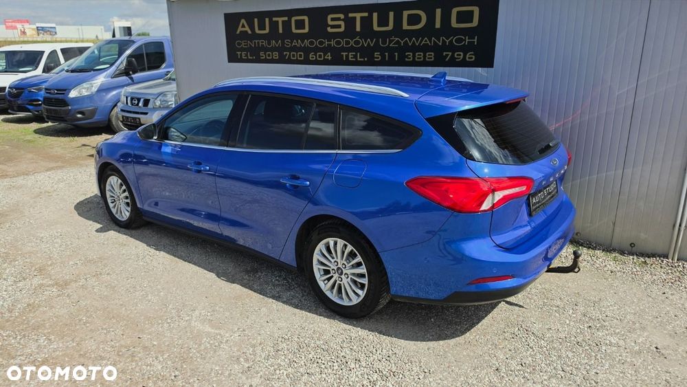 Ford Focus - 38