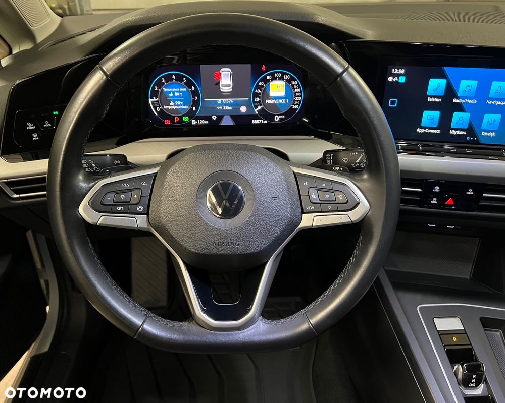 Volkswagen Golf 1.5 eTSI Life DSG - 28