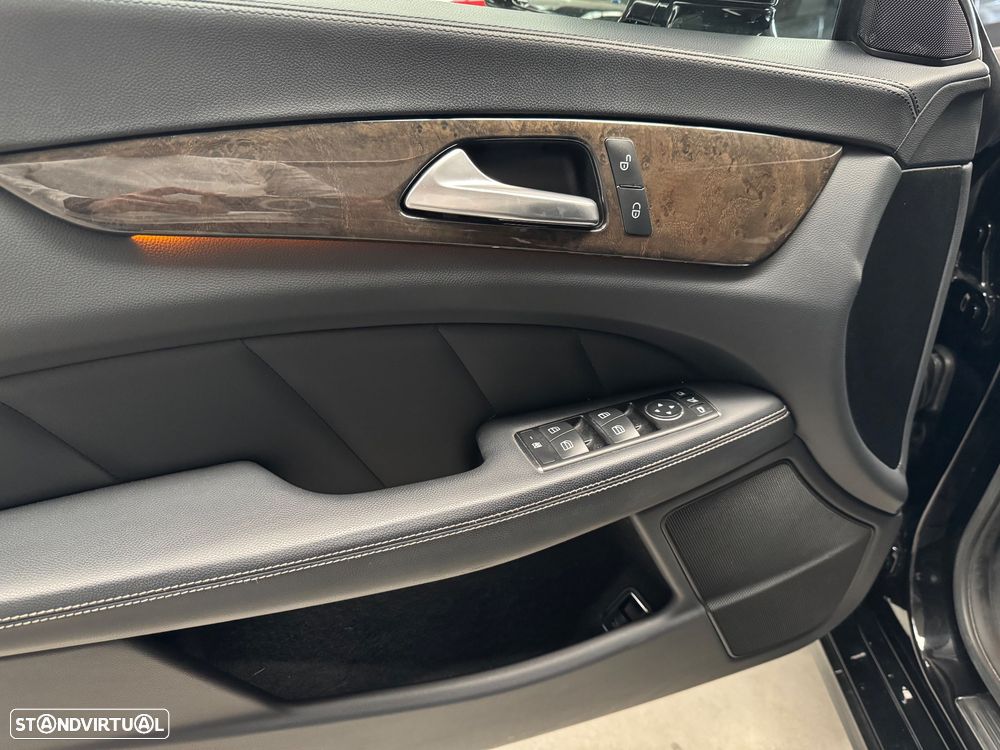 Mercedes-Benz CLS 250 CDI DPF BlueEFFICIENCY 7G-TRONIC Edition 1 - 17