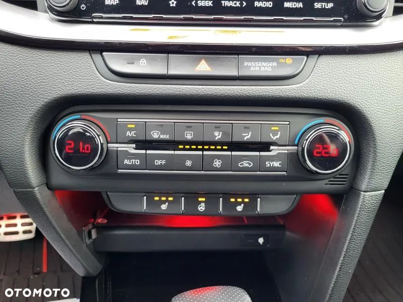 Kia Ceed 1.6 T-GDI GT DCT - 16