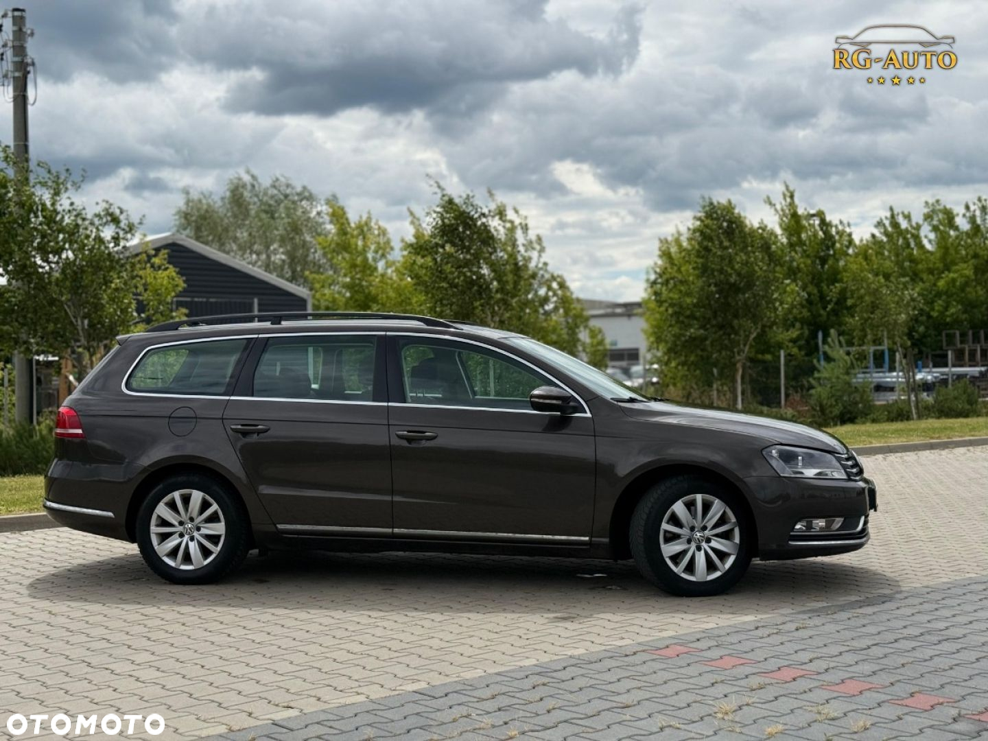 Volkswagen Passat - 6