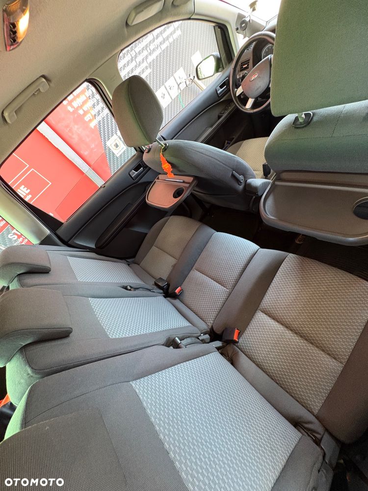 Ford C-MAX - 8