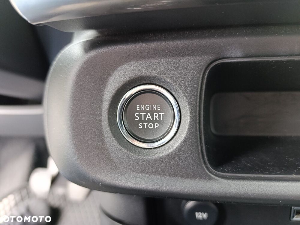 Citroën C3 1.2 PureTech Shine - 21