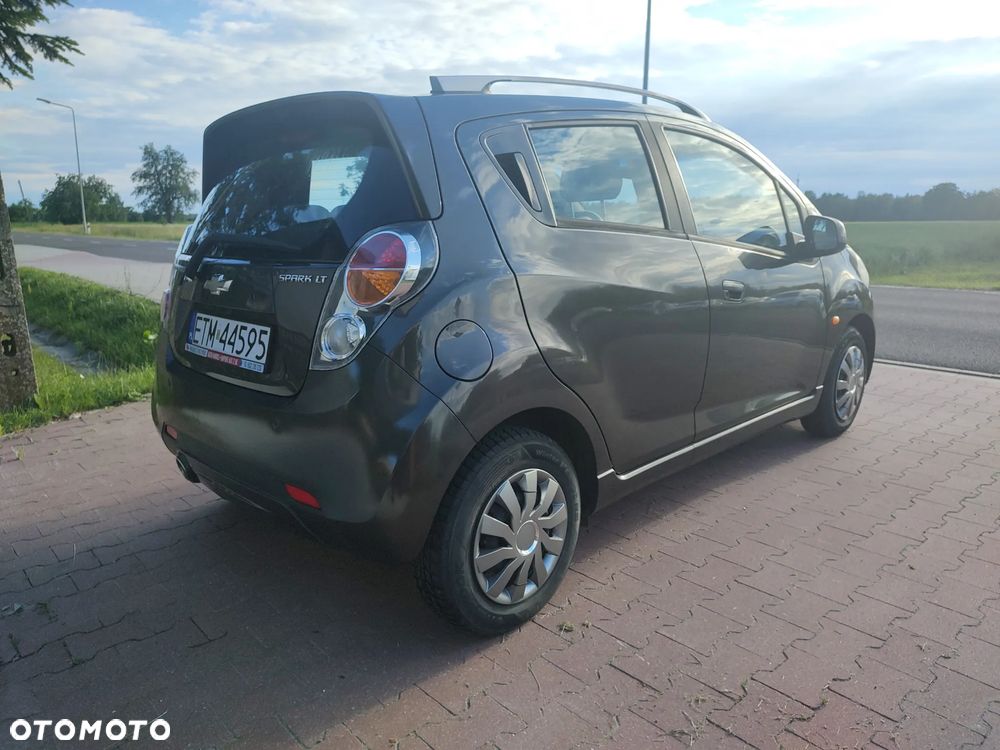 Chevrolet Spark - 15