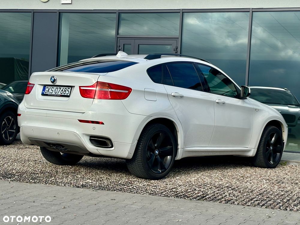 BMW X6 - 11