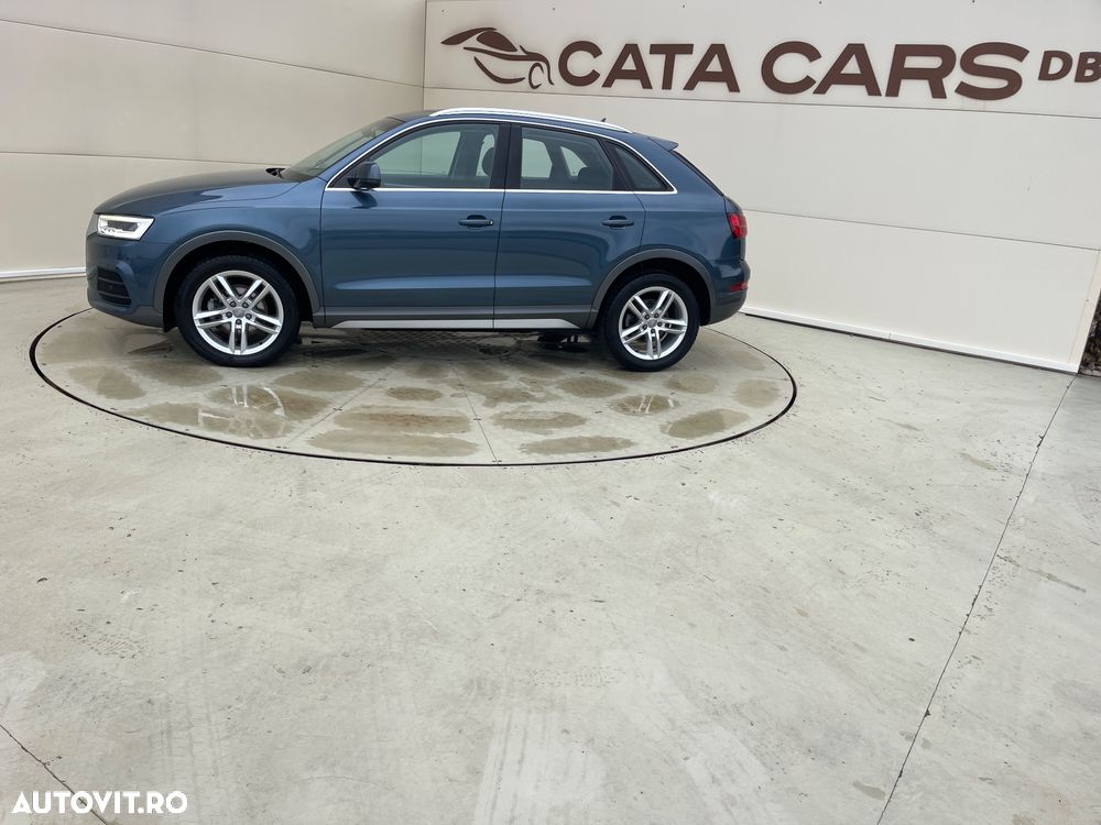 Audi Q3 2.0 TDI Quattro Stronic Design - 8