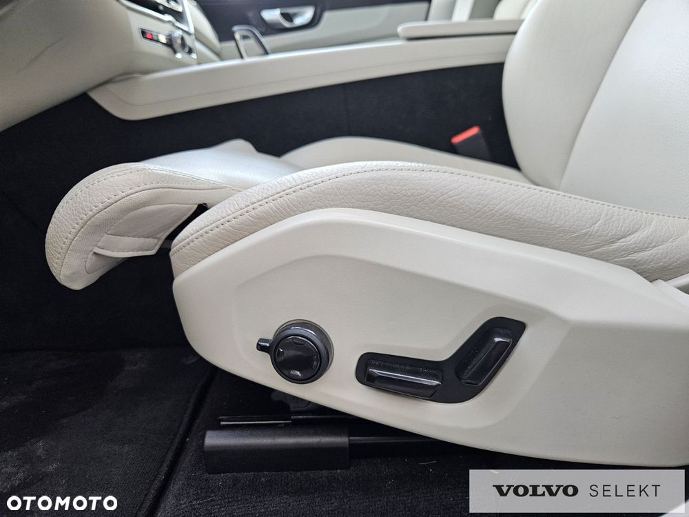 Volvo XC 60 - 11