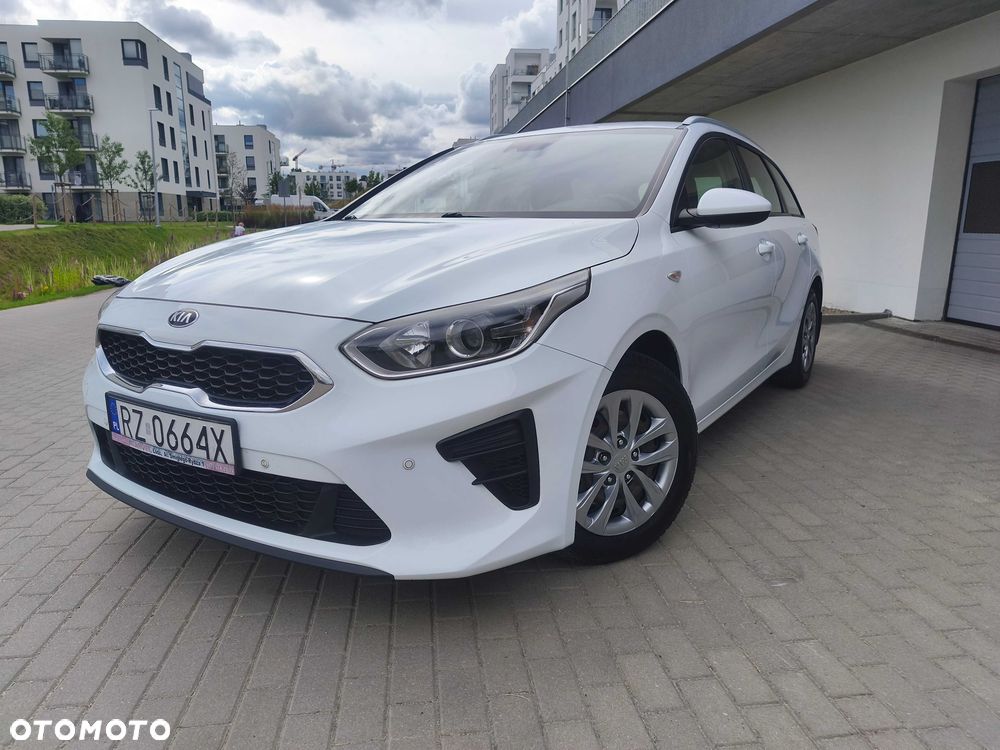 Kia Ceed - 1