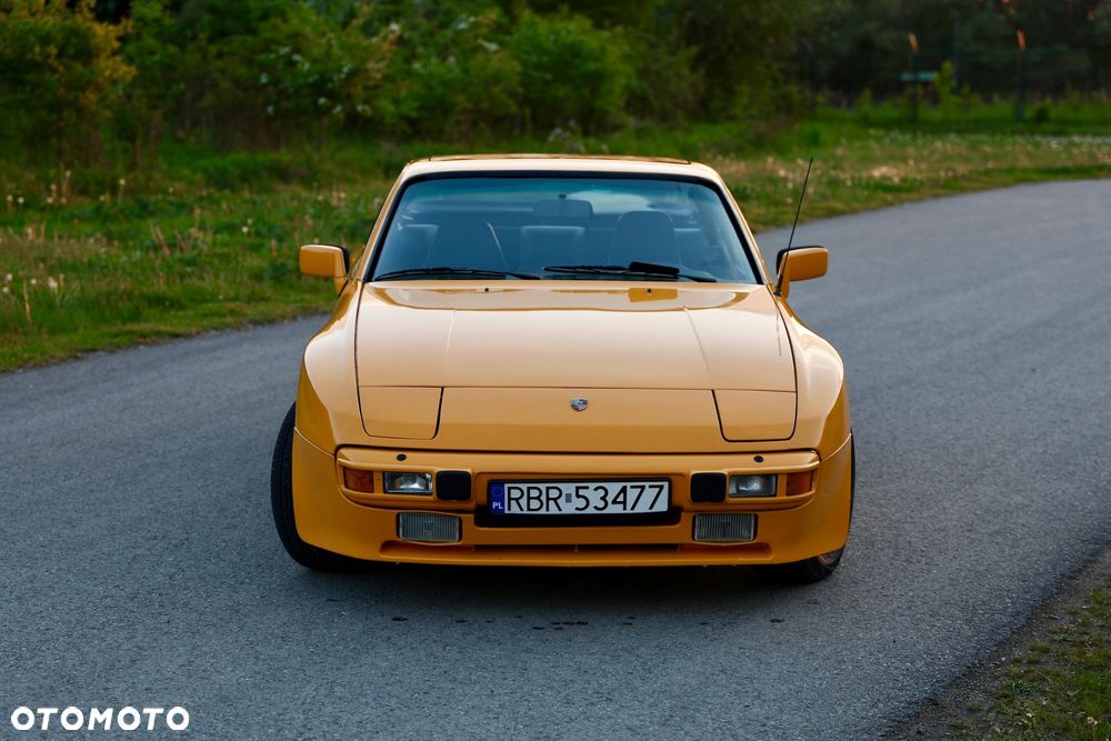 Porsche 944 - 7