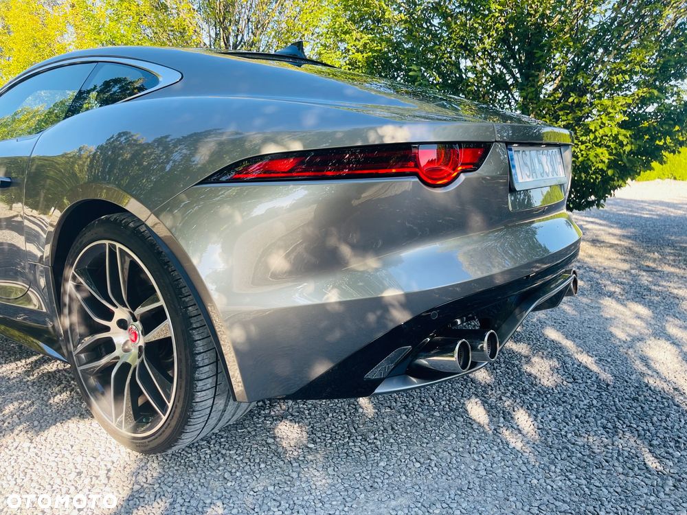 Jaguar F-Type AWD R - 19