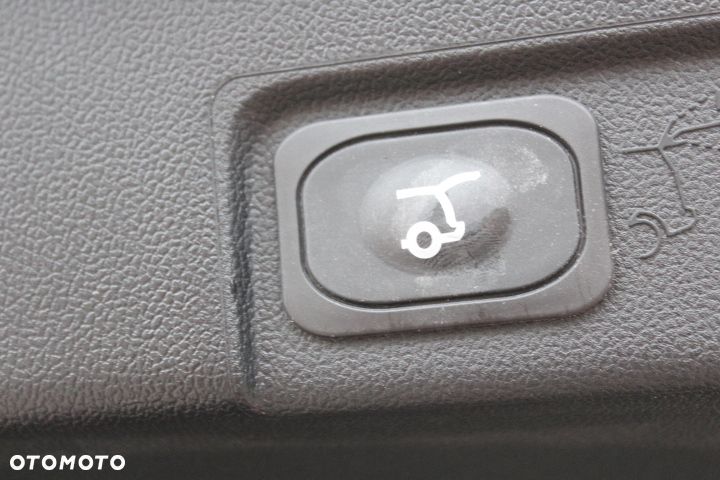 Ford Puma 1.0 EcoBoost Hybrid ST-LINE - 9