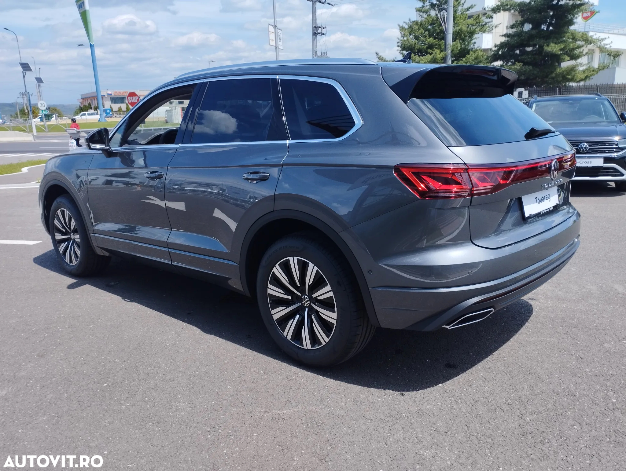 Volkswagen Touareg V6 TDI 4MOTION Elegance - 8