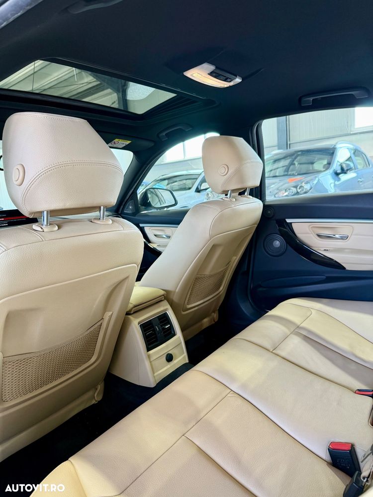 BMW Seria 3 318i Aut. Luxury Line - 11