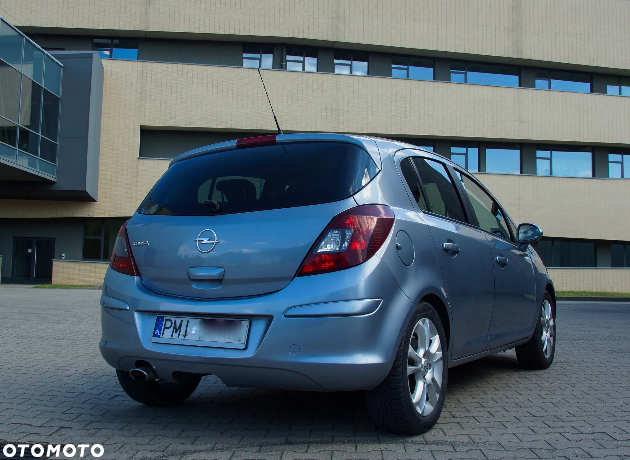 Opel Corsa - 2