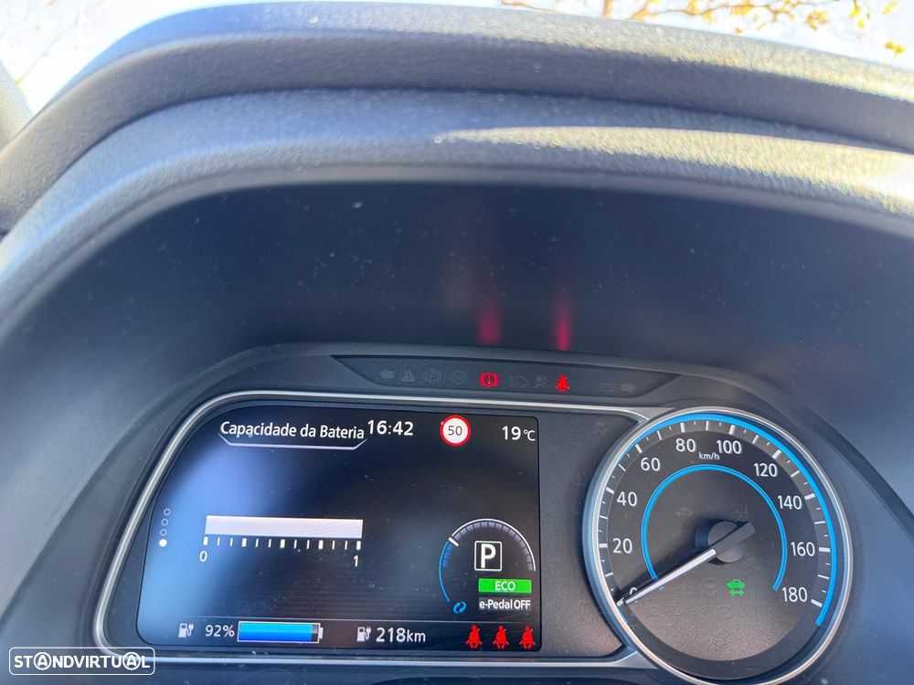Nissan Leaf - 12