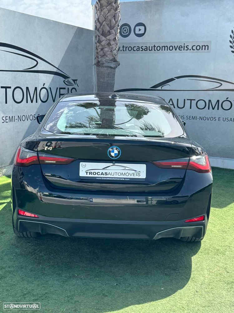 BMW i4 eDrive40 - 42