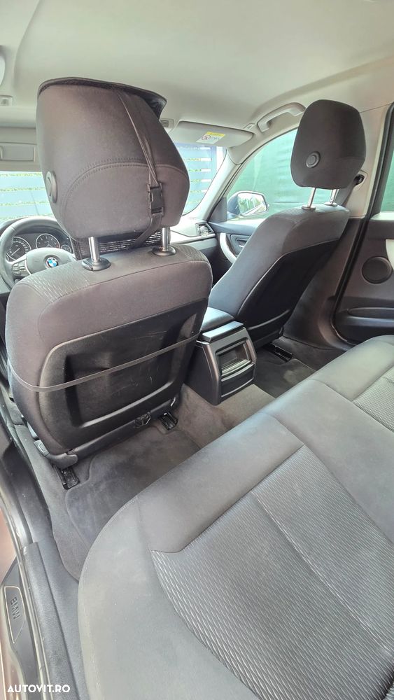 BMW Seria 3 318d Aut. Luxury Line - 8
