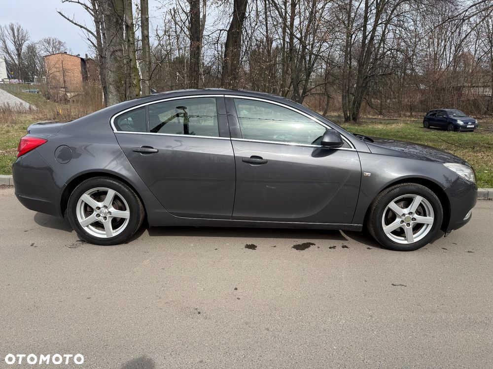 Opel Insignia - 2