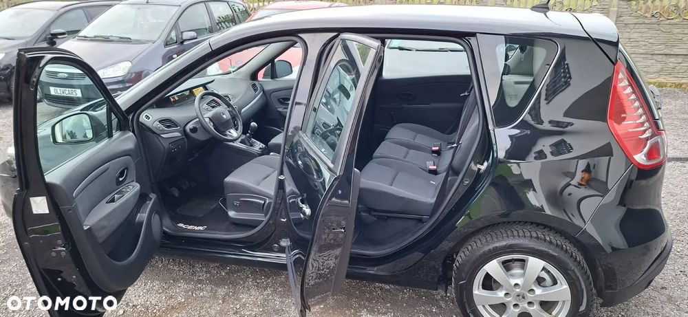 Renault Scenic 1.6 16V 110 Authentique - 21