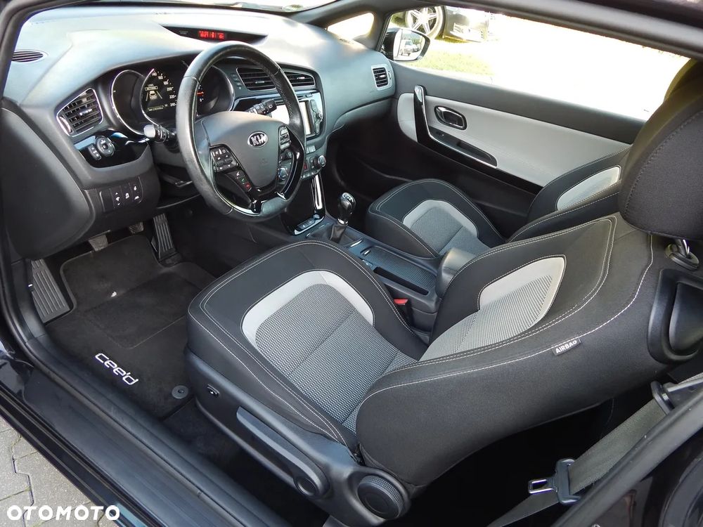 Kia ProCeed 1.6 CRDi 128 Vision - 9