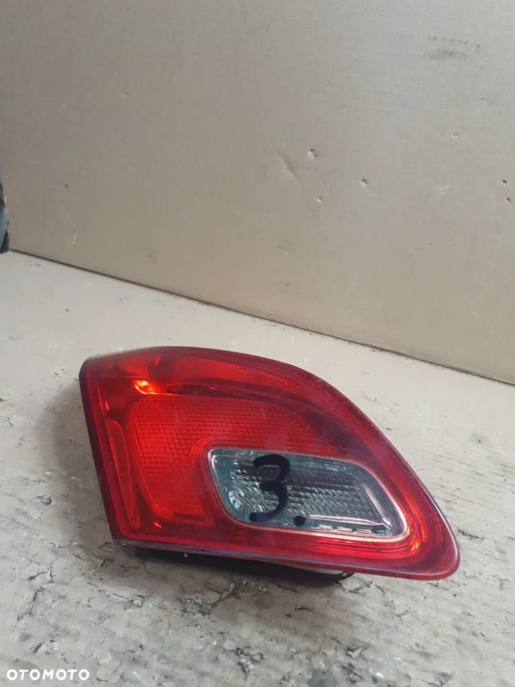 #LAMPA TYLNA LEWA OPEL ASTRA J - 2