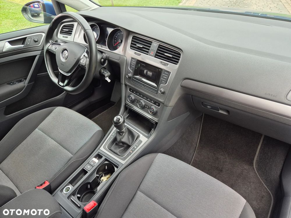 Volkswagen Golf 1.2 TSI BlueMotion Technology Comfortline - 16