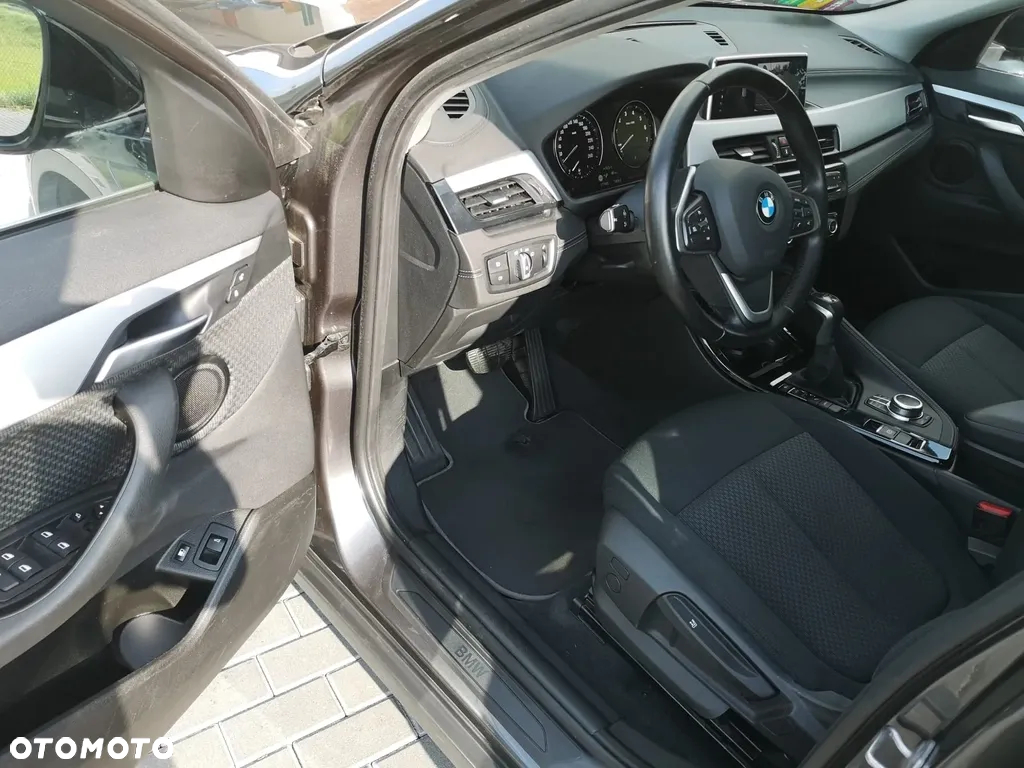 BMW X2 - 16