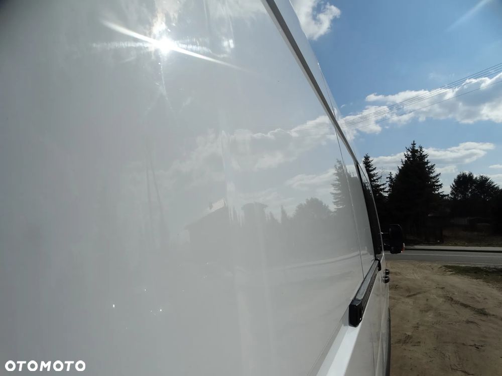 Opel Movano - 11