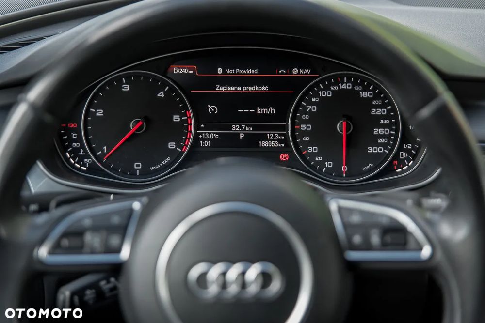 Audi A6 Avant 2.0 TDI Ultra S tronic - 9