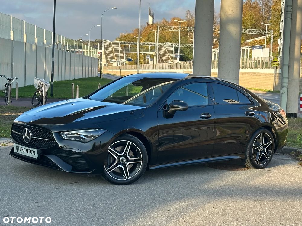 Mercedes-Benz CLA 200 AMG Line 7G-DCT - 7