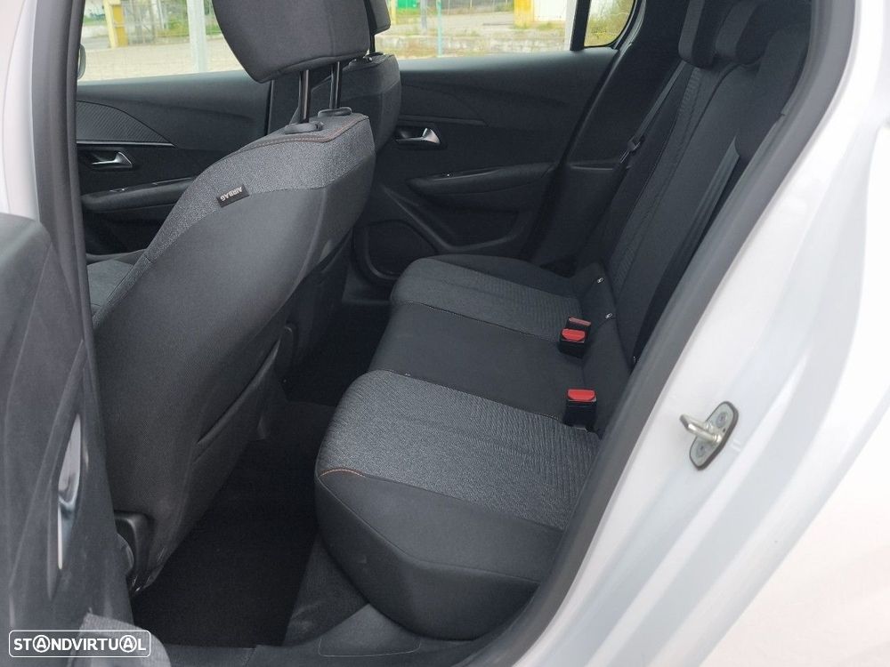 Peugeot 208 1.2 PureTech SE Style - 8