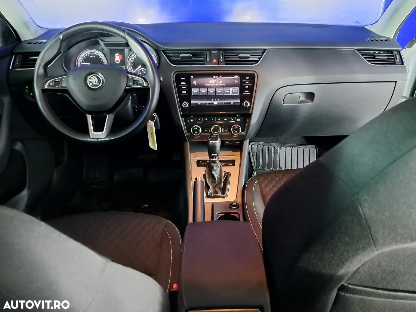 Skoda Octavia 2.0 TDI DSG Style - 14