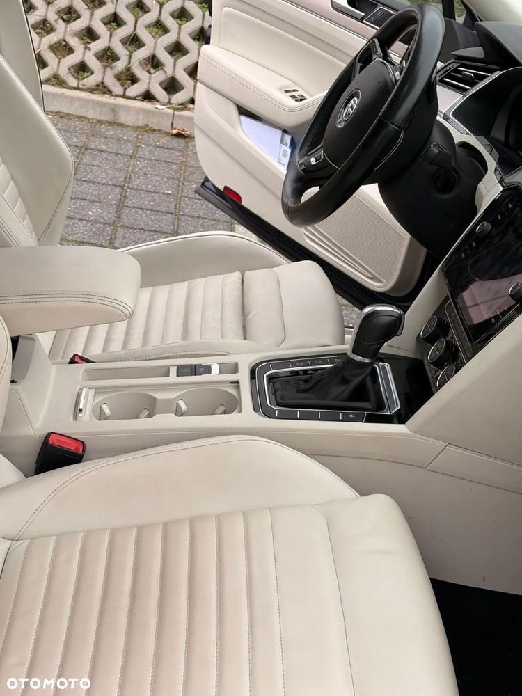 Volkswagen Passat 1.8 TSI BMT Highline DSG - 9